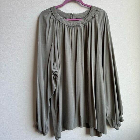 Universal Standard Patricia Long Sleeve Gathered Neck Blouse Sage Green Size 3XL - Picture 2 of 6